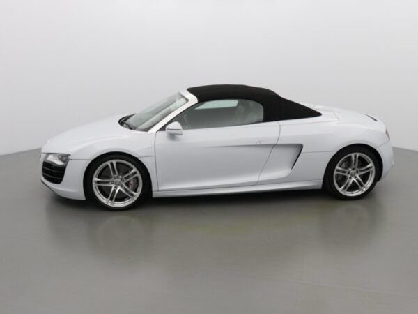 Photo 4 of 6 of O199223 AUDI R8 FSI V10 QUATTRO