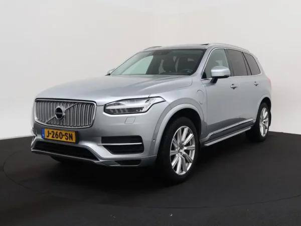 Photo 1 of 39 of YV1LFBABDH1115373 Volvo XC90 2.0 T8 Twin Engine AWD Inscription 7p. LED