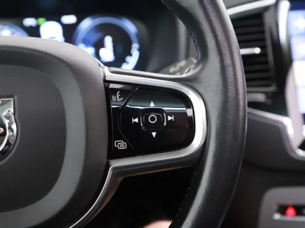 Photo 12 of 39 of YV1LFBABDH1115373 Volvo XC90 2.0 T8 Twin Engine AWD Inscription 7p. LED