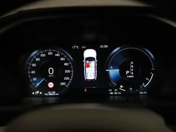 Photo 13 of 39 of YV1LFBABDH1115373 Volvo XC90 2.0 T8 Twin Engine AWD Inscription 7p. LED