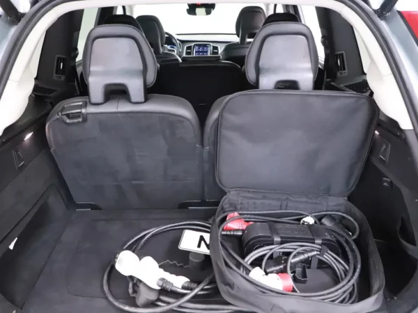 Photo 23 of 39 of YV1LFBABDH1115373 Volvo XC90 2.0 T8 Twin Engine AWD Inscription 7p. LED