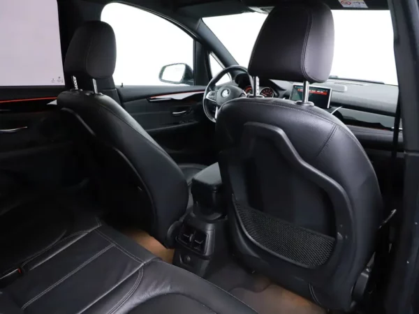 Photo 24 of 31 of WBA2D310805C62624 BMW 2 Serie Gran Tourer 218i 7p.