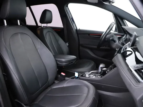 Photo 25 of 31 of WBA2D310805C62624 BMW 2 Serie Gran Tourer 218i 7p.