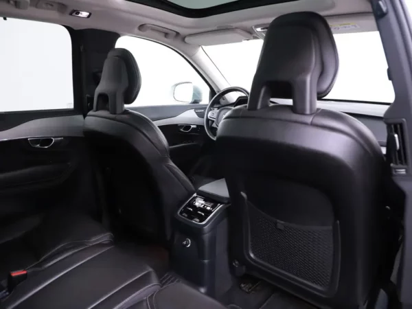 Photo 29 of 39 of YV1LFBABDH1115373 Volvo XC90 2.0 T8 Twin Engine AWD Inscription 7p. LED