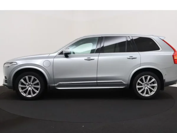 Photo 36 of 39 of YV1LFBABDH1115373 Volvo XC90 2.0 T8 Twin Engine AWD Inscription 7p. LED