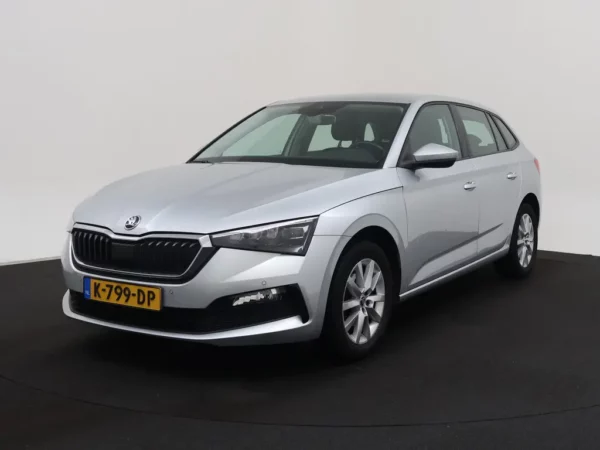 Photo 1 of 34 of TMBER7NW3M3052258 Skoda Scala 1.0 TSI Business Edition 5-drs Hatchb.