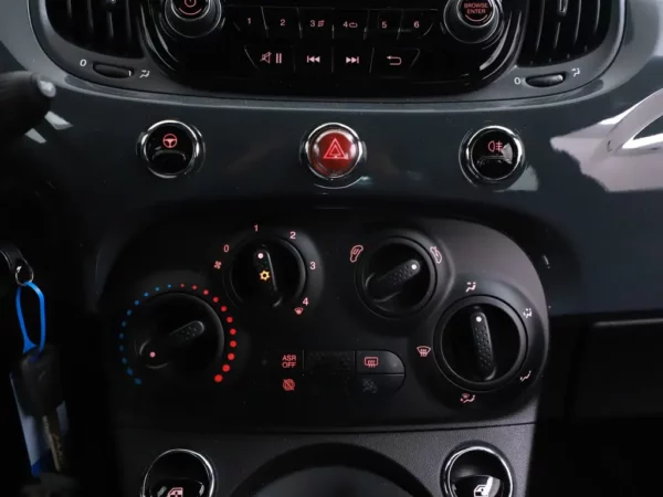 Photo 10 of 20 of ZFA3120000JD79252 Fiat 500 1.0 Hybrid Pop