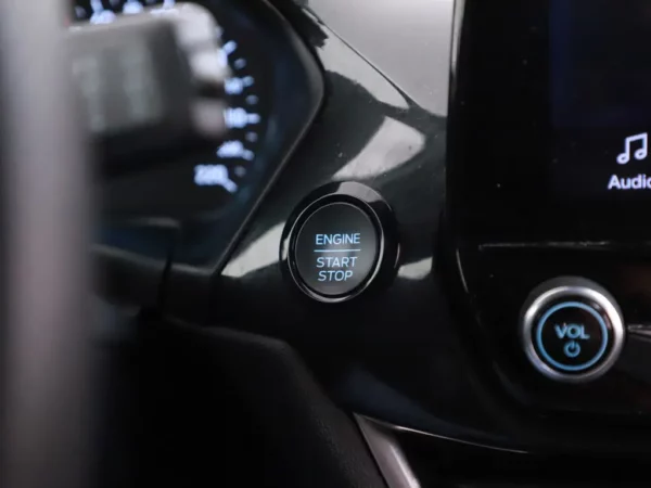 Photo 10 of 26 of WF0JXXGAHJME77616 Ford Fiesta 1.0 EcoBoost Hybrid ST-Line LED