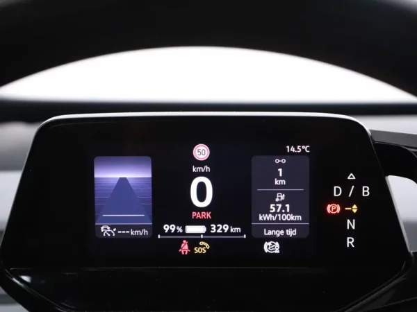 Photo 10 of 31 of WVWZZZE1ZMP001396 Volkswagen ID.3 First Plus 58 kWh