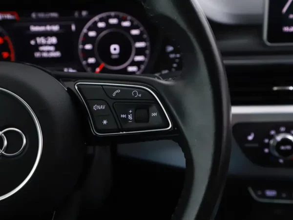 Photo 10 of 33 of WAUZZZF54KA021075 Audi A5 Sportback 40 TFSI Design Pro Line Plus