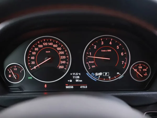 Photo 10 of 33 of WBA3X31030D358417 BMW 3-serie Gran Turismo 328i High Executive