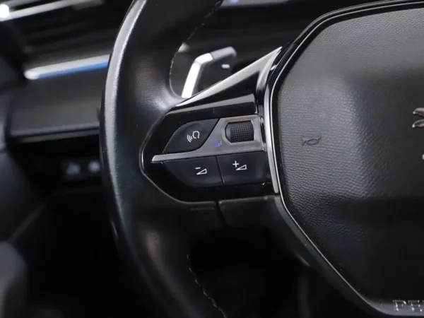 Photo 10 of 35 of VR3FRHNSTMY008275 Peugeot 508 SW 1.2 PureTech Aut. Blue Lease Allure LED