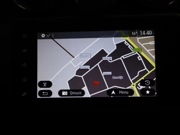 Photo 11 of 28 of VF1HJD20X68585716 Dacia Duster 1.3 TCe Extreme Cruise Ecc