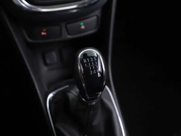 Photo 12 of 24 of W0LJD7E88G4028016 Opel Mokka 1.4 T Cosmo Airco