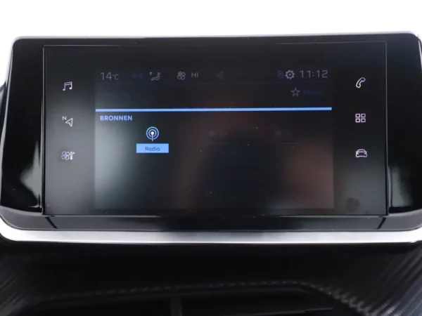 Photo 12 of 26 of VR3USHNKKPJ554293 Peugeot 2008 1.2 PureTech Active Pack Cruise