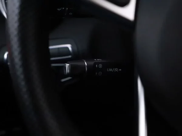 Photo 12 of 34 of WDC2533461F442197 Mercedes-Benz GLC Coupé 250 4MATIC Premium Plus AMG LED