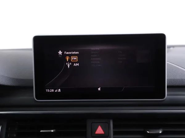 Photo 13 of 33 of WAUZZZF54KA021075 Audi A5 Sportback 40 TFSI Design Pro Line Plus