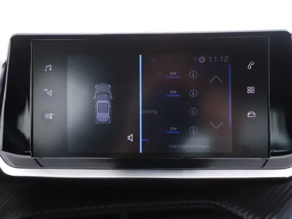 Photo 14 of 26 of VR3USHNKKPJ554293 Peugeot 2008 1.2 PureTech Active Pack Cruise