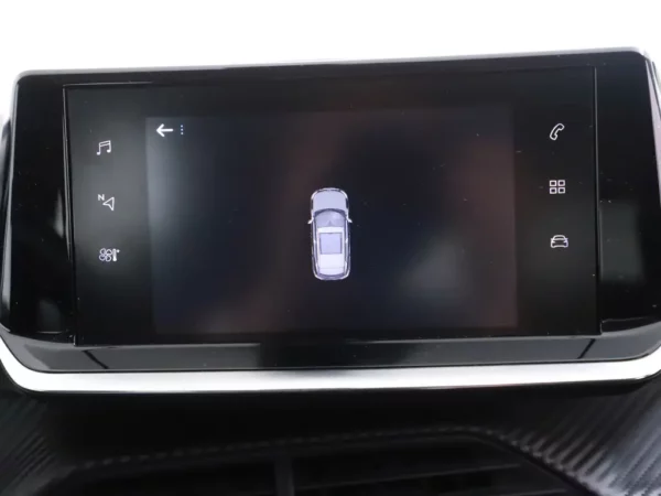 Photo 14 of 30 of VR3USHNKKLJ748222 Peugeot 2008 1.2 PureTech Blue Lease Active