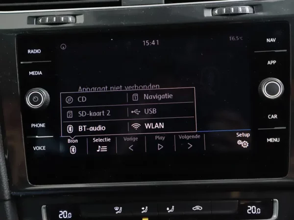 Photo 14 of 31 of WVWZZZAUZLP505120 Volkswagen GOLF Variant 1.0 TSI Comfortline 5-drs Combi