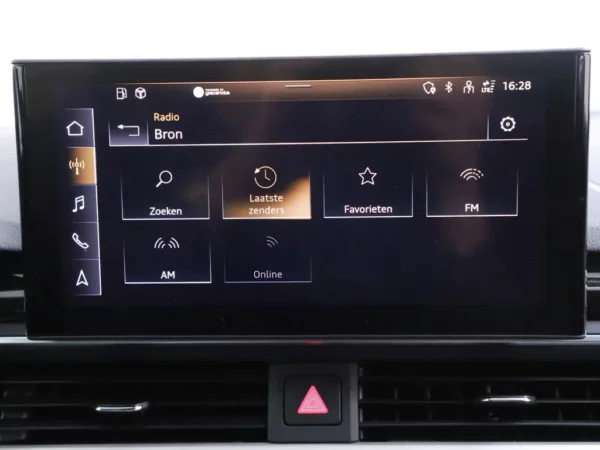 Photo 14 of 32 of WAUZZZF49LA006189 Audi A4 Avant 35 TFSI Launch Business