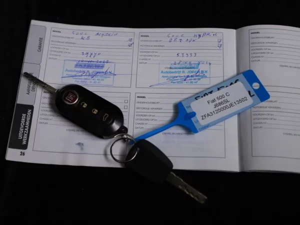 Photo 15 of 21 of ZFA3120000JE13502 Fiat 500C 1.0 Hybrid Pop Softtop DAB