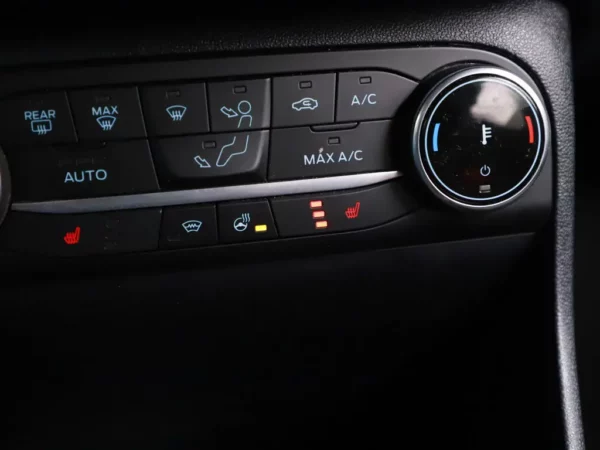 Photo 15 of 26 of WF0JXXGAHJME77616 Ford Fiesta 1.0 EcoBoost Hybrid ST-Line LED