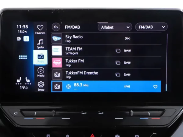 Photo 15 of 28 of WVWZZZE1ZMP019258 Volkswagen ID.3 Business 58 kWh IQ-Light