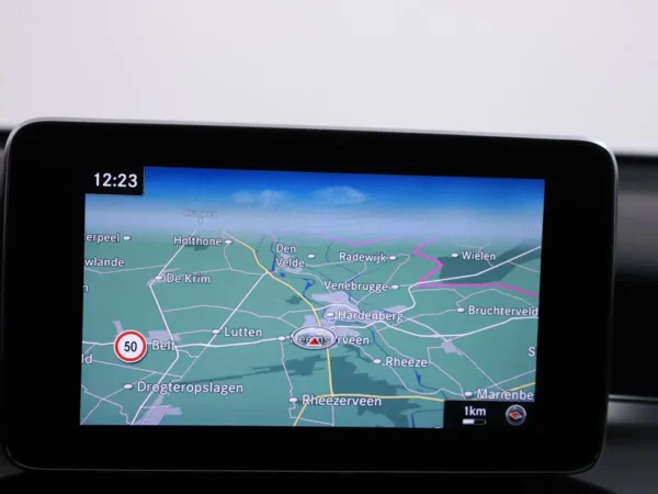 Photo 16 of 34 of WDC2533461F442197 Mercedes-Benz GLC Coupé 250 4MATIC Premium Plus AMG LED