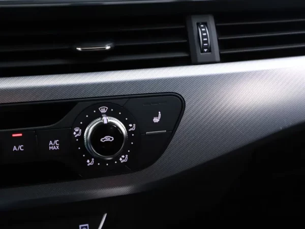 Photo 17 of 33 of WAUZZZF54KA021075 Audi A5 Sportback 40 TFSI Design Pro Line Plus