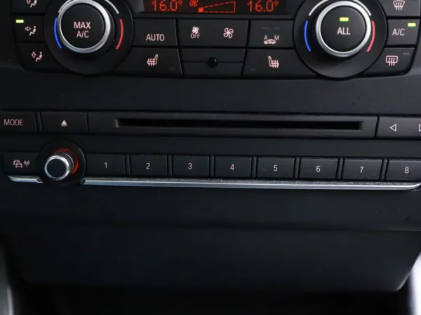 Photo 17 of 37 of WBAWY710300C96156 BMW X3 xDrive35d High Executive M-Pakket