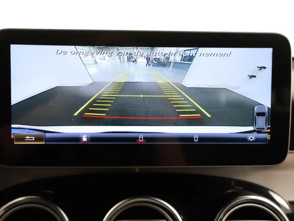 Photo 17 of 37 of WDC2539541F486918 Mercedes-Benz GLC 350e 4MATIC AMG LED