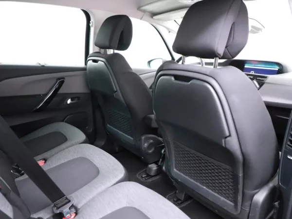 Photo 19 of 27 of VF73DHNYMHJ662117 Citroen C4 Picasso 1.2 PureTech Shine (5-drs