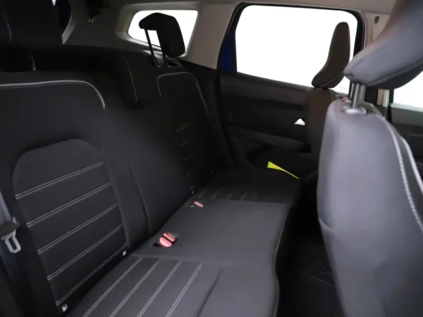 Photo 19 of 28 of VF1HJD20X68585716 Dacia Duster 1.3 TCe Extreme Cruise Ecc