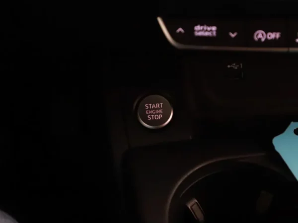 Photo 19 of 33 of WAUZZZF54KA021075 Audi A5 Sportback 40 TFSI Design Pro Line Plus