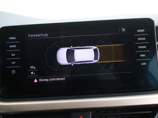 Photo 19 of 34 of TMBER7NW3M3052258 Skoda Scala 1.0 TSI Business Edition 5-drs Hatchb.