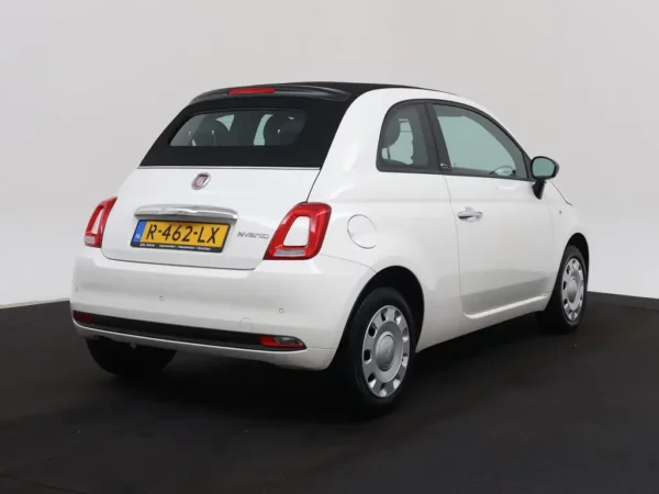 Photo 2 of 19 of ZFABF1BJ9NJG82407 Fiat 500C 1.0 Hybrid Cult 2-drs Softtop