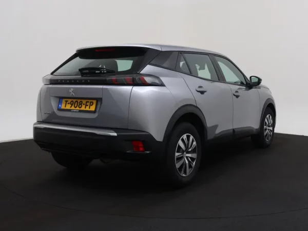 Photo 2 of 26 of VR3USHNKKPJ554293 Peugeot 2008 1.2 PureTech Active Pack Cruise