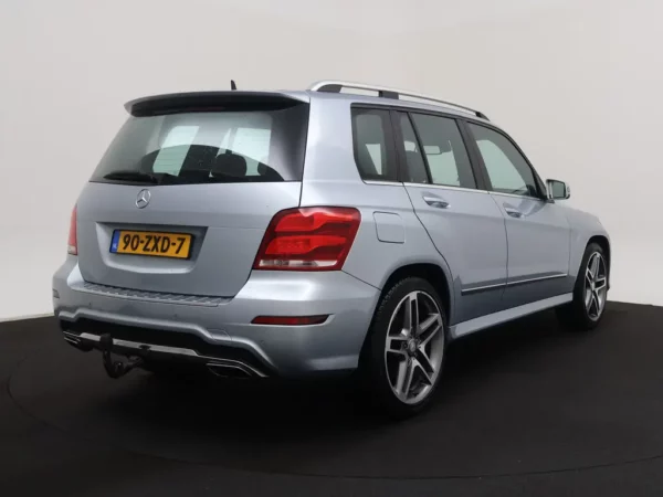 Photo 2 of 27 of WDC2049011F964945 Mercedes-Benz GLK-Klasse 200 CDI Ambition