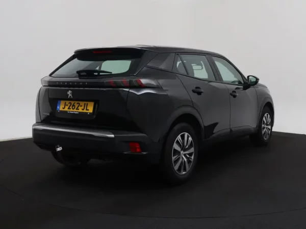 Photo 2 of 30 of VR3USHNKKLJ748222 Peugeot 2008 1.2 PureTech Blue Lease Active