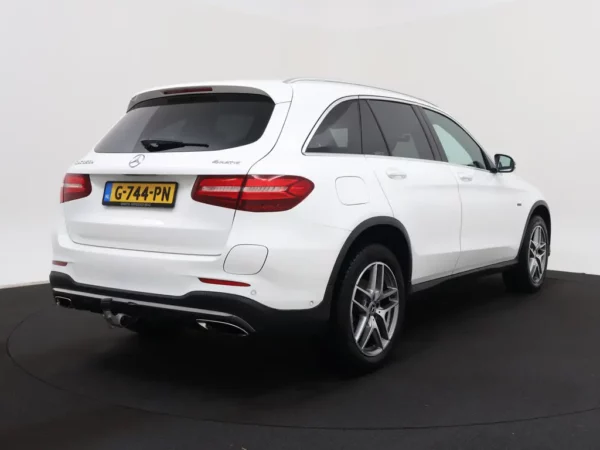 Photo 2 of 37 of WDC2539541F486918 Mercedes-Benz GLC 350e 4MATIC AMG LED