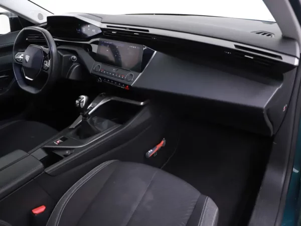 Photo 20 of 26 of VR3FRHNPLNY542505 Peugeot 308 SW 1.2 PureTech Active Pack Business