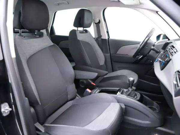 Photo 20 of 27 of VF73DHNYMHJ662117 Citroen C4 Picasso 1.2 PureTech Shine (5-drs