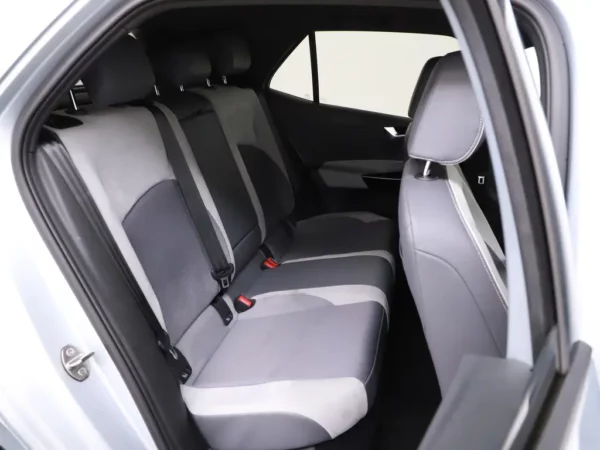 Photo 20 of 28 of WVWZZZE1ZMP019258 Volkswagen ID.3 Business 58 kWh IQ-Light