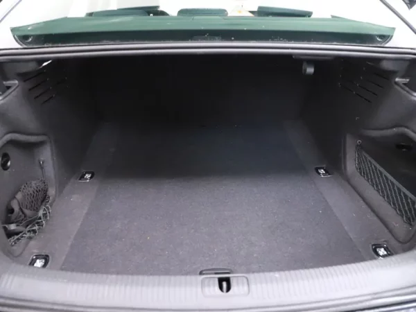 Photo 20 of 29 of WAUZZZF46NN010986 Audi A4 Limousine 40 TFSI Advanced Edition