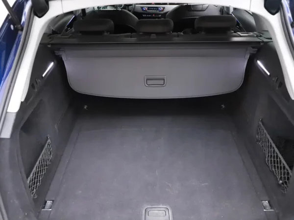 Photo 20 of 32 of WAUZZZF49LA006189 Audi A4 Avant 35 TFSI Launch Business