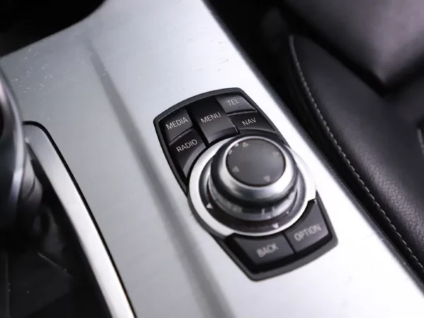 Photo 20 of 37 of WBAWY710300C96156 BMW X3 xDrive35d High Executive M-Pakket