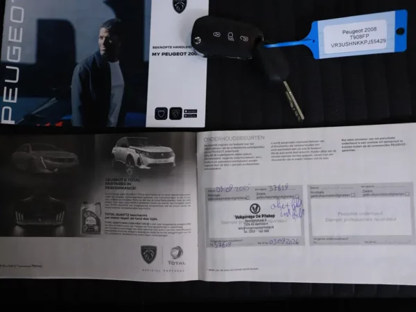 Photo 21 of 26 of VR3USHNKKPJ554293 Peugeot 2008 1.2 PureTech Active Pack Cruise