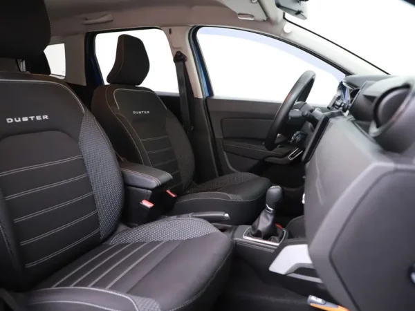 Photo 21 of 28 of VF1HJD20X68585716 Dacia Duster 1.3 TCe Extreme Cruise Ecc