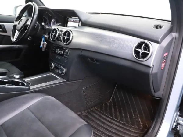 Photo 22 of 27 of WDC2049011F964945 Mercedes-Benz GLK-Klasse 200 CDI Ambition